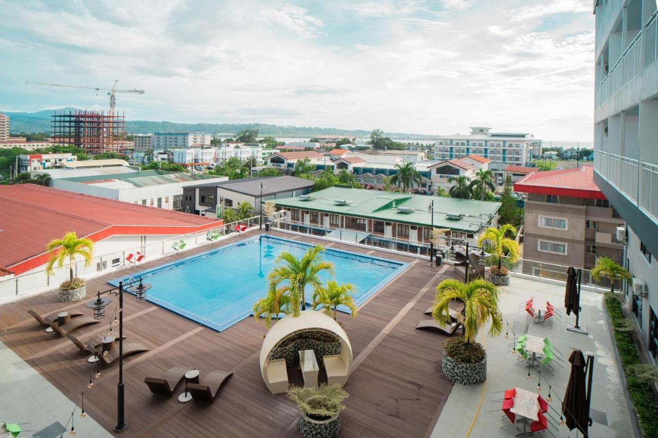אולונגפו Subic Riviera Hotel And Residences מראה חיצוני תמונה